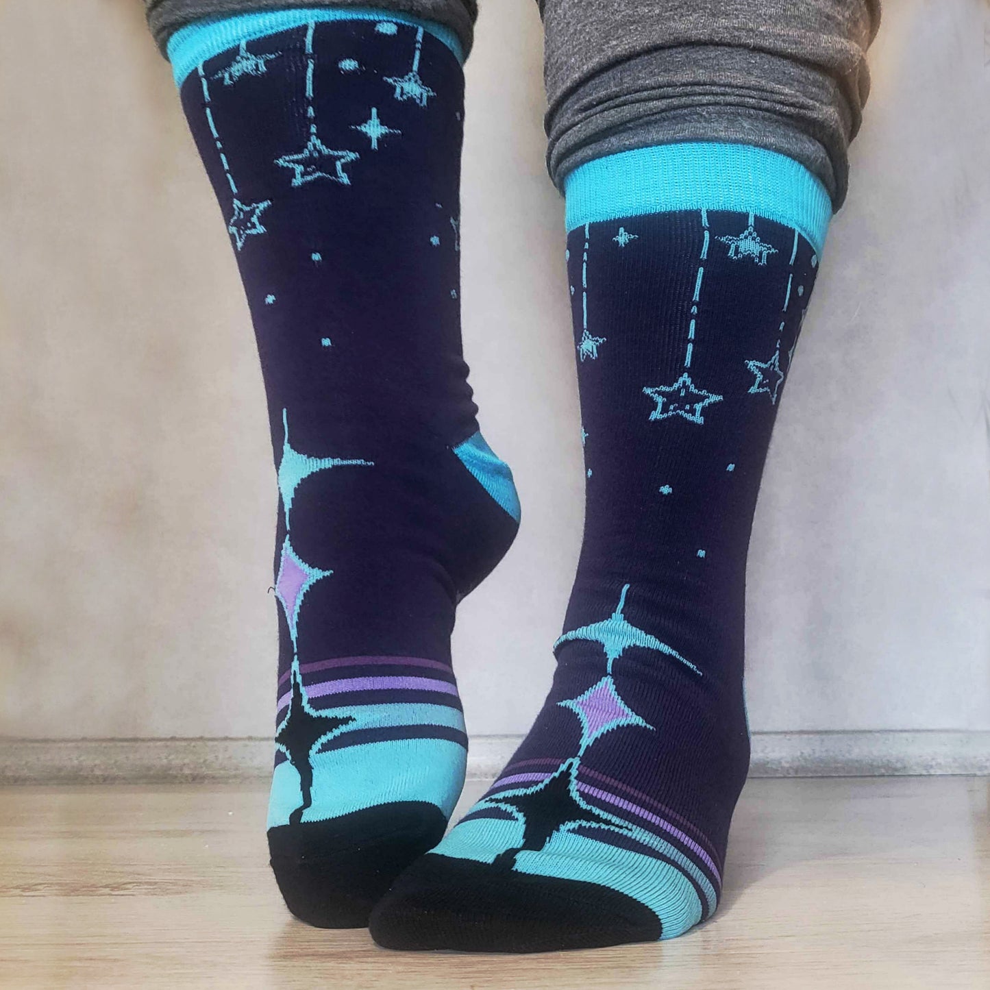 Dangling Stars - Art Socks