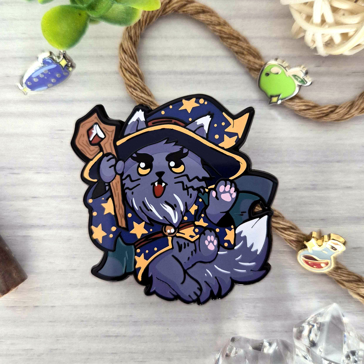 Meows & Magic - The Meowzard - Emaille Pin