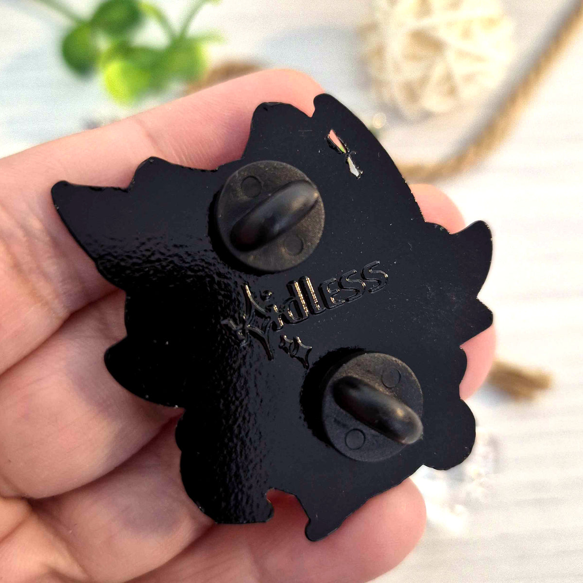 Miau & Magie – Der Nyarcher – Emaille-Pin